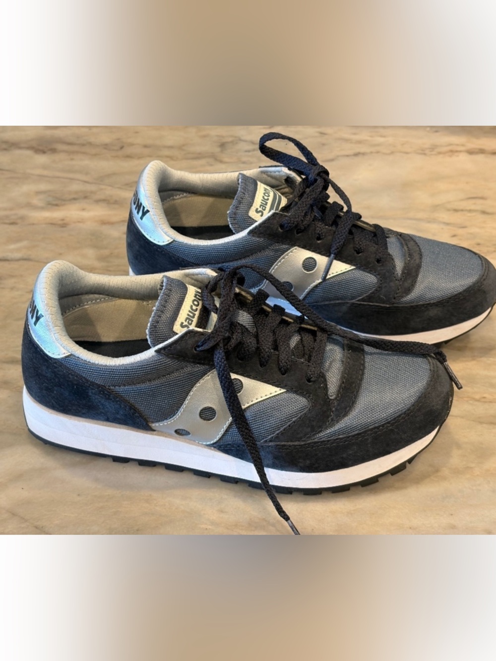 ⛱️🔥Saucony - Blue Silver Sneaker - 8